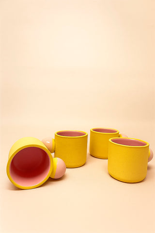 XICARA CAFEZINHO BOLA BRIGADEIRO ROSA